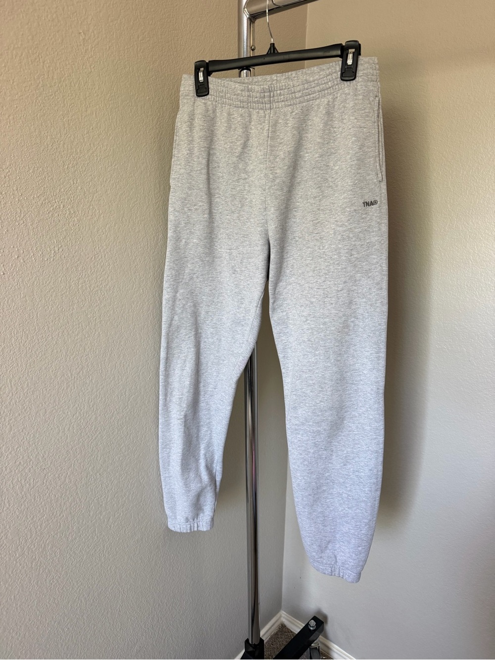 Aritzia Light Gray Sweat Joggers - Elastic Waist, Cuffed Ankles